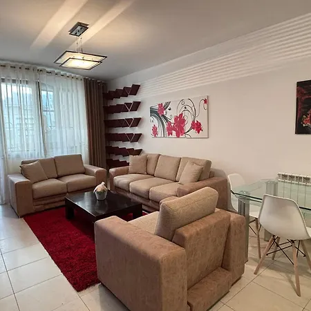 Oli&pepe House Tirana